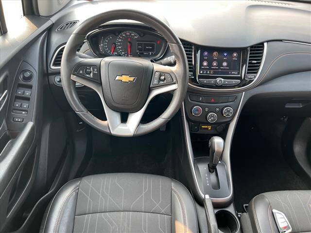 Used 2022 Chevrolet Trax LT with VIN KL7CJPSM7NB543485 for sale in Wood River, IL