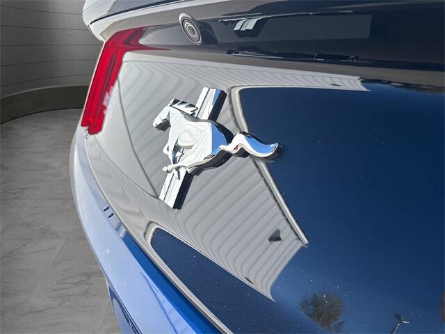 2017 Ford Mustang V6