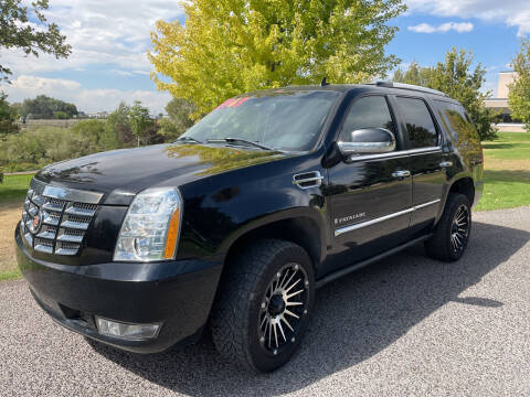 2007 Cadillac Escalade for sale at BELOW BOOK AUTO SALES in Idaho Falls ID