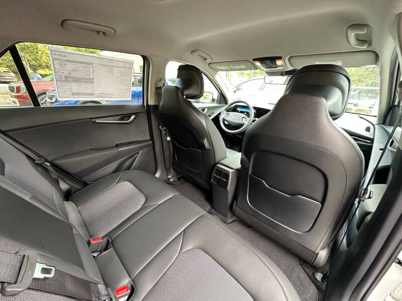 2025 Kia Niro EV Wind