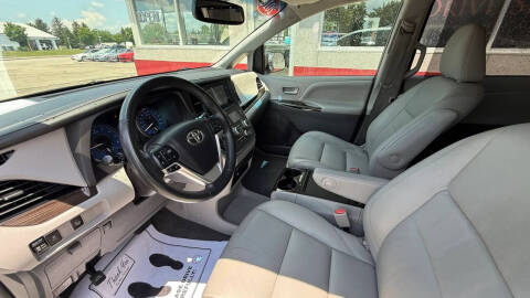 2016 Toyota Sienna