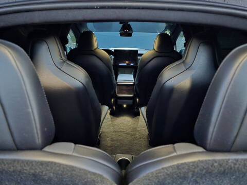 2022 Tesla Model X Plaid