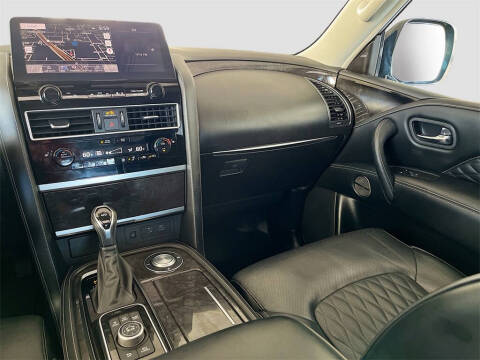 2022 Infiniti QX80 Luxe