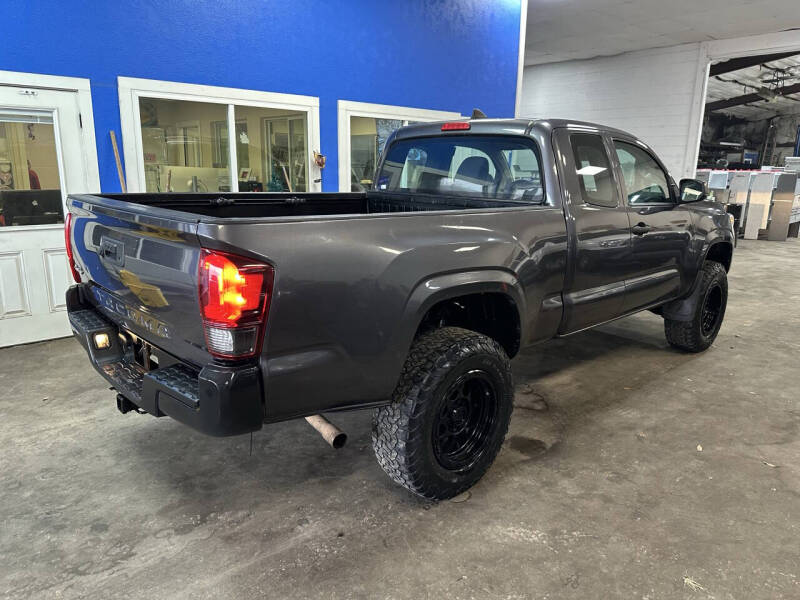 2018 Toyota Tacoma SR5