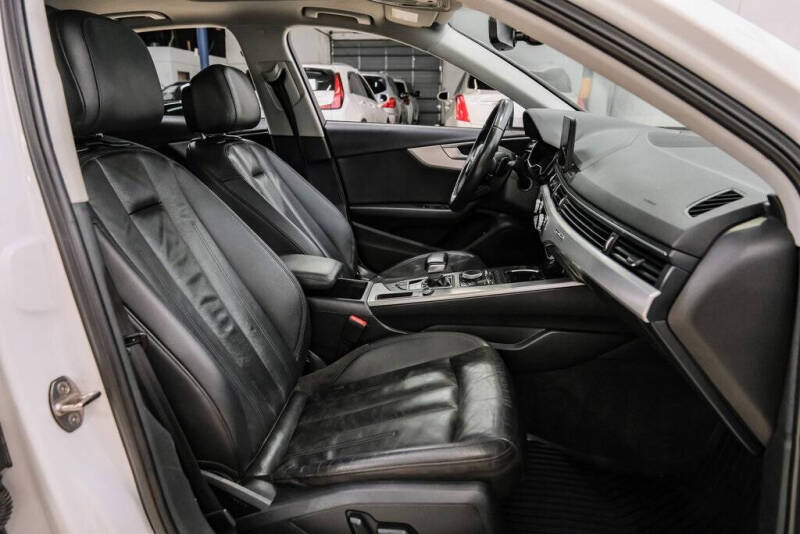 2017 Audi A4 2.0T quattro Premium