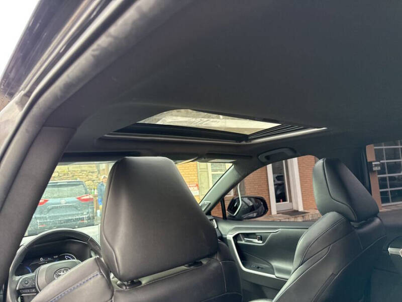 2020 Toyota RAV4 Hybrid XSE