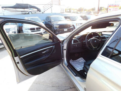 2017 BMW 3 Series 330e iPerformance