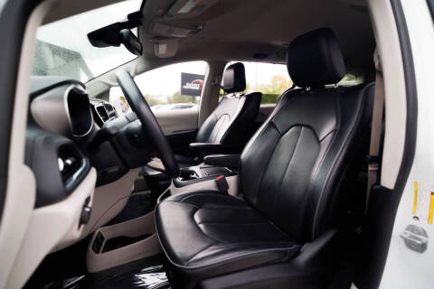 2018 Chrysler Pacifica Hybrid Limited