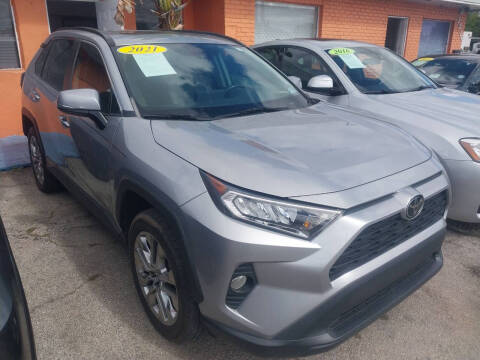 2021 Toyota RAV4 XLE Premium