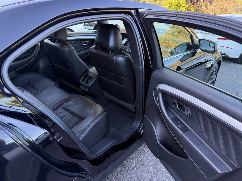 2016 Ford Taurus SEL