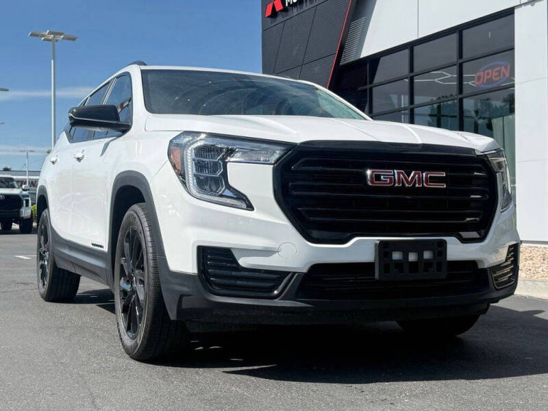 2023 GMC Terrain SLE