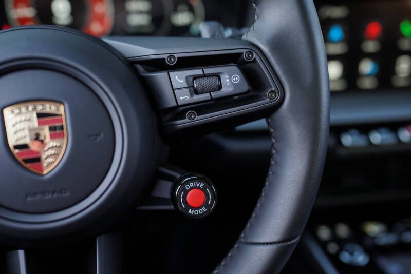 2025 Porsche 911 Carrera S