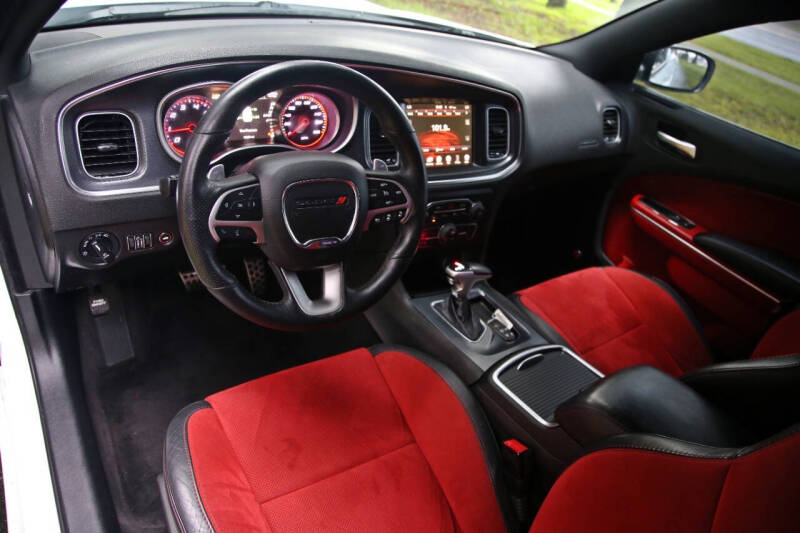 2015 Dodge Charger R/T Scat Pack