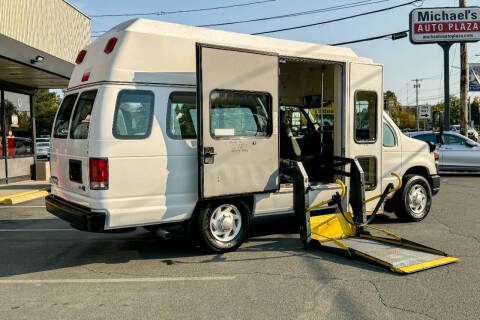 2011 Ford E-Series E-350 SD