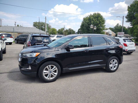 2020 Ford Edge for sale at Dave's Car Corner in Hartford City IN