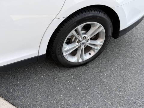 2018 Ford Taurus SEL