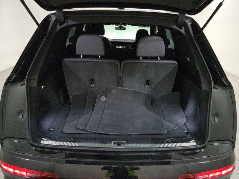 2021 Audi Q7 quattro Premium Plus 55 TFSI