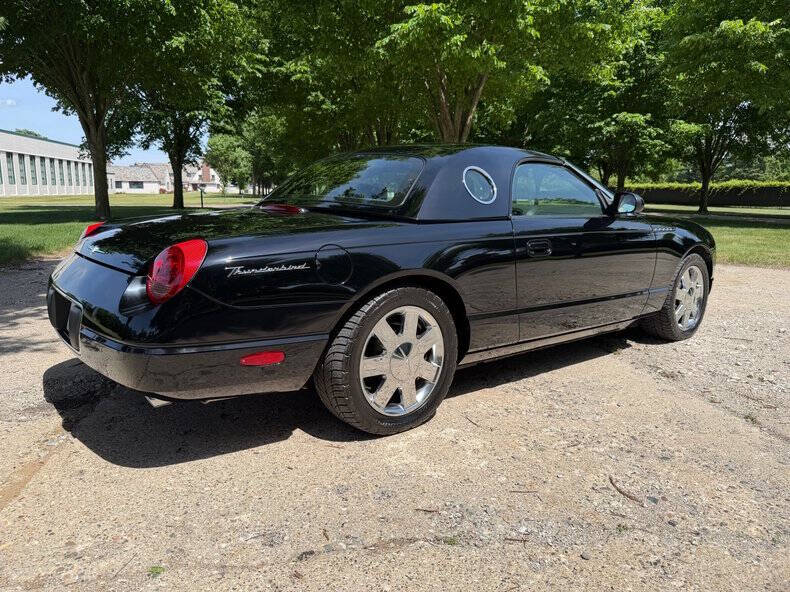 2002 Ford Thunderbird Deluxe