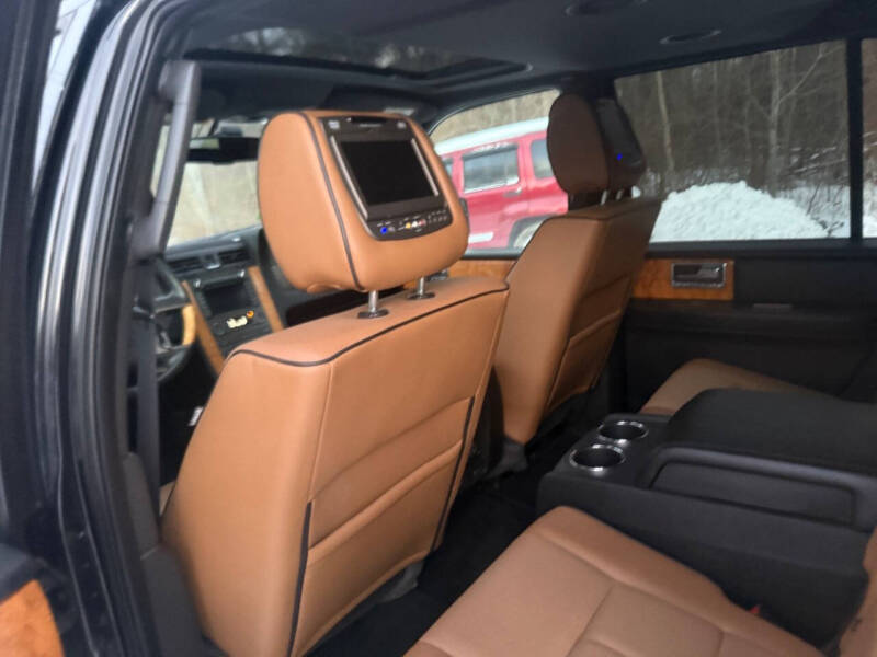 2011 Lincoln Navigator L