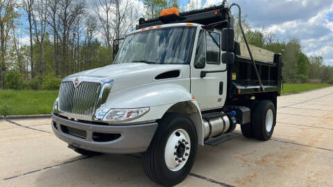 2018 International DuraStar 4300