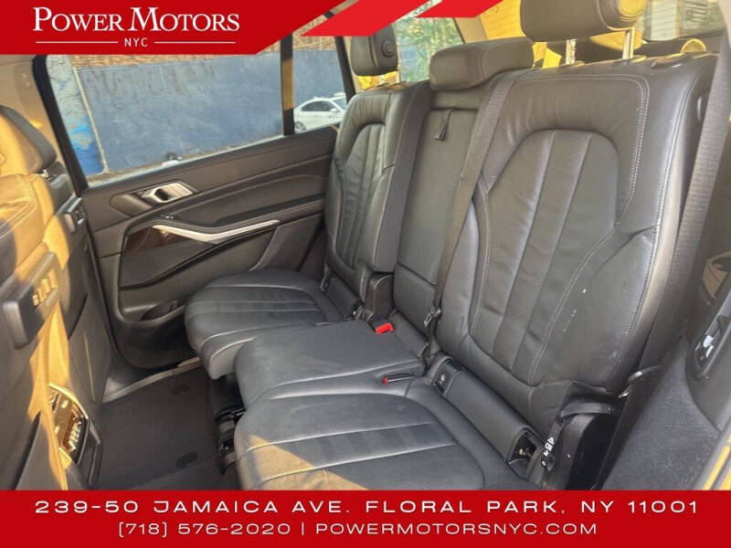 2021 BMW X7 xDrive40i