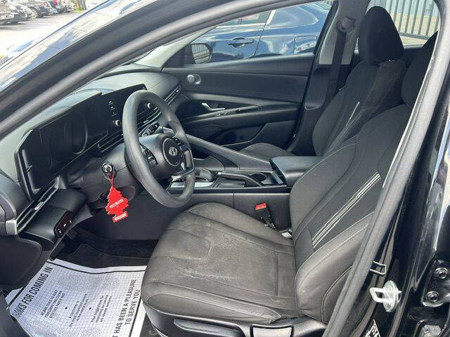 2022 Hyundai Elantra
