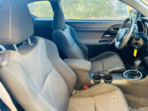 2014 Scion tC