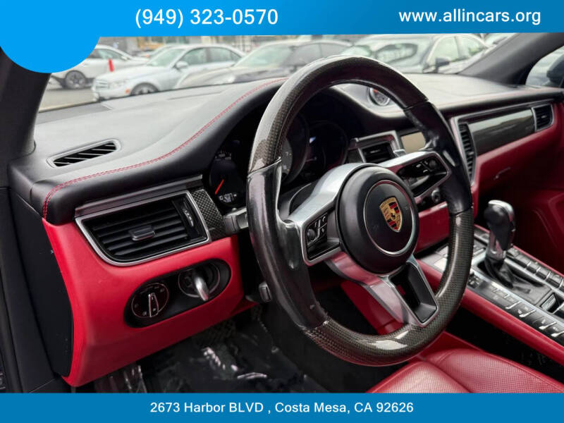 2016 Porsche Macan S