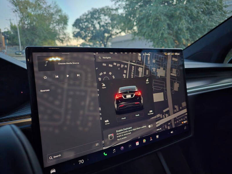 2022 Tesla Model X Plaid