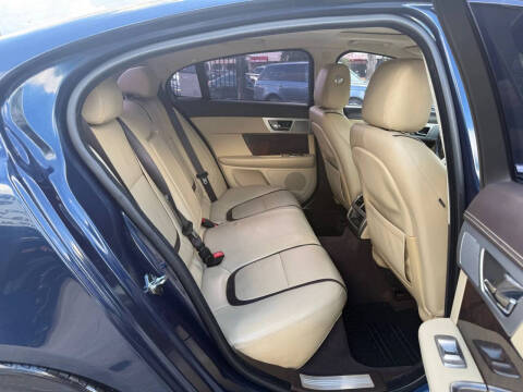 2012 Jaguar XF Portfolio