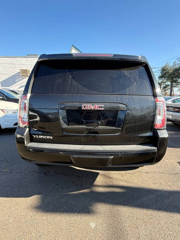 2017 GMC Yukon SLE