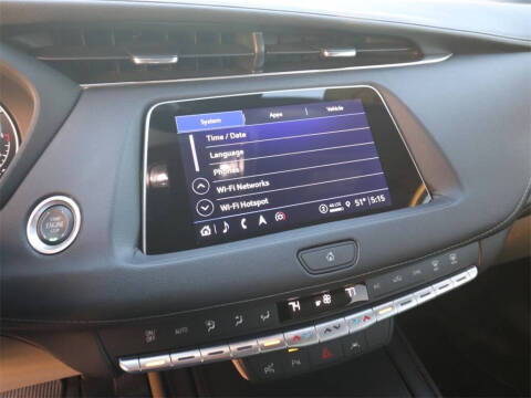 2022 Cadillac XT4 Premium Luxury