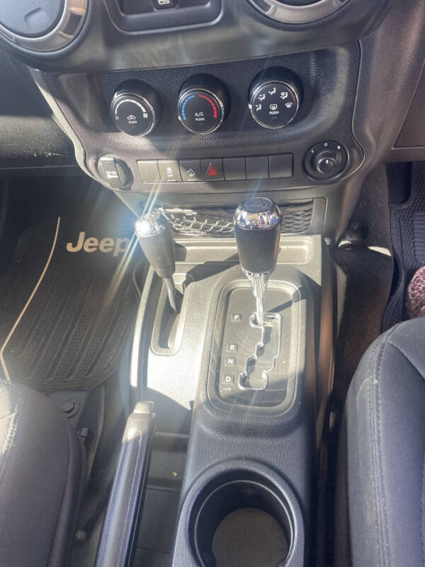 2017 Jeep Wrangler Unlimited Sport RHD