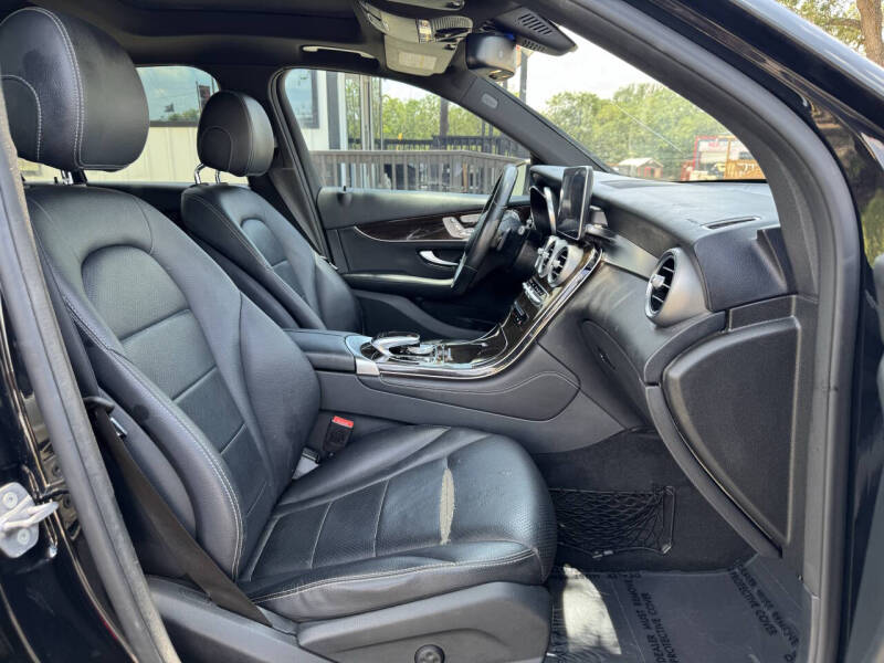 2017 Mercedes-Benz GLC GLC 300