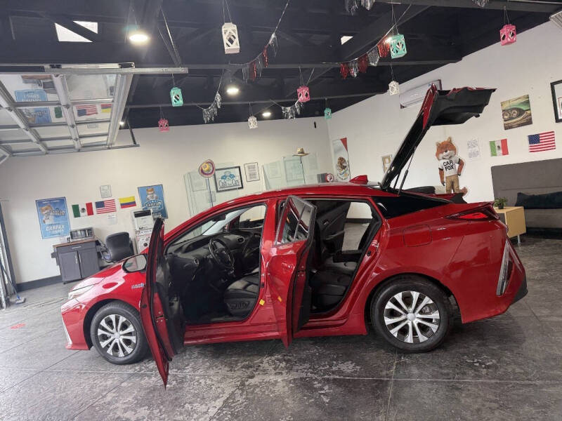 2021 Toyota Prius Prime XLE