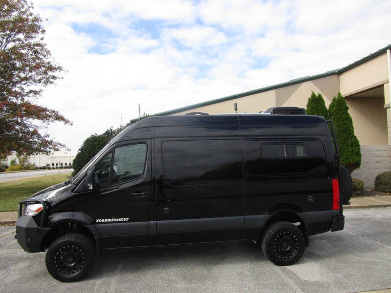 2022 Mercedes-Benz Sprinter Cargo Van Base's photo