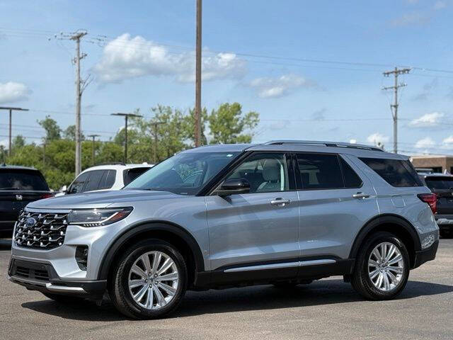 2025 Ford Explorer Platinum