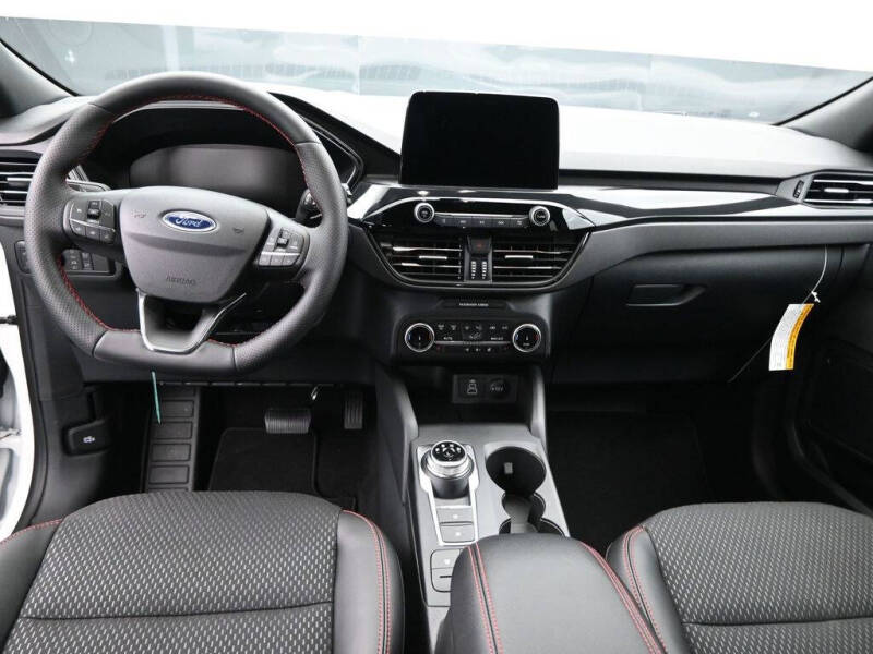 2026 Ford Escape Hybrid ST-Line Select
