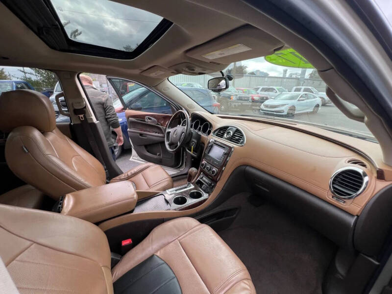 2017 Buick Enclave Leather