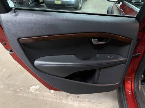 2015 Volvo XC70 T6 Platinum