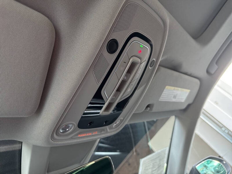 2019 Audi Q8 quattro Premium 55 TFSI