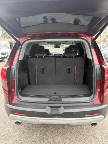 2017 GMC Acadia SLT-1