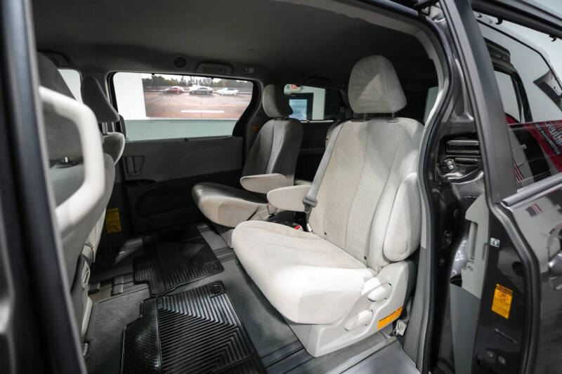 2013 Toyota Sienna