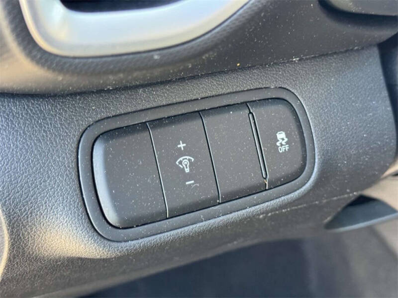 2023 Hyundai Venue SE