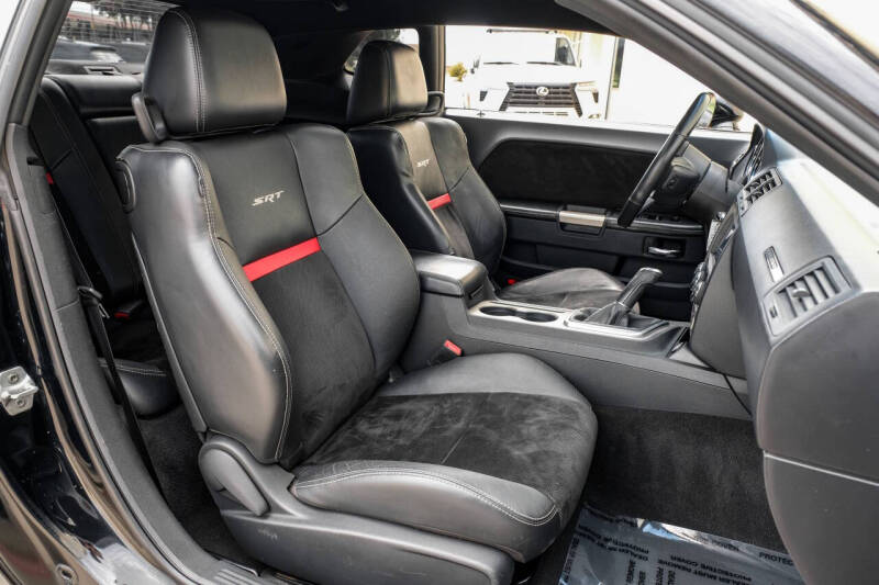 2012 Dodge Challenger SRT8 392