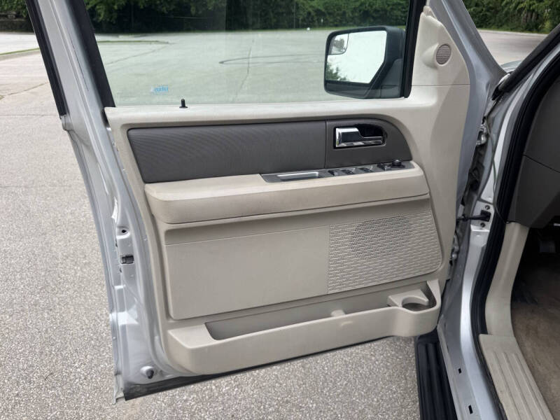 2012 Ford Expedition EL XLT