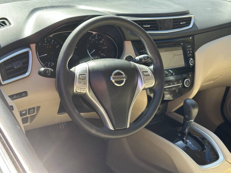 2016 Nissan Rogue SL