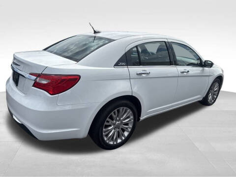 2012 Chrysler 200 Limited