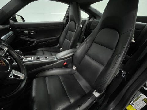 2017 Porsche 911 Carrera 4S
