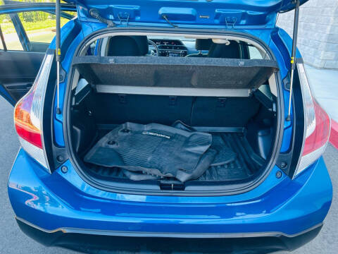 2017 Toyota Prius c